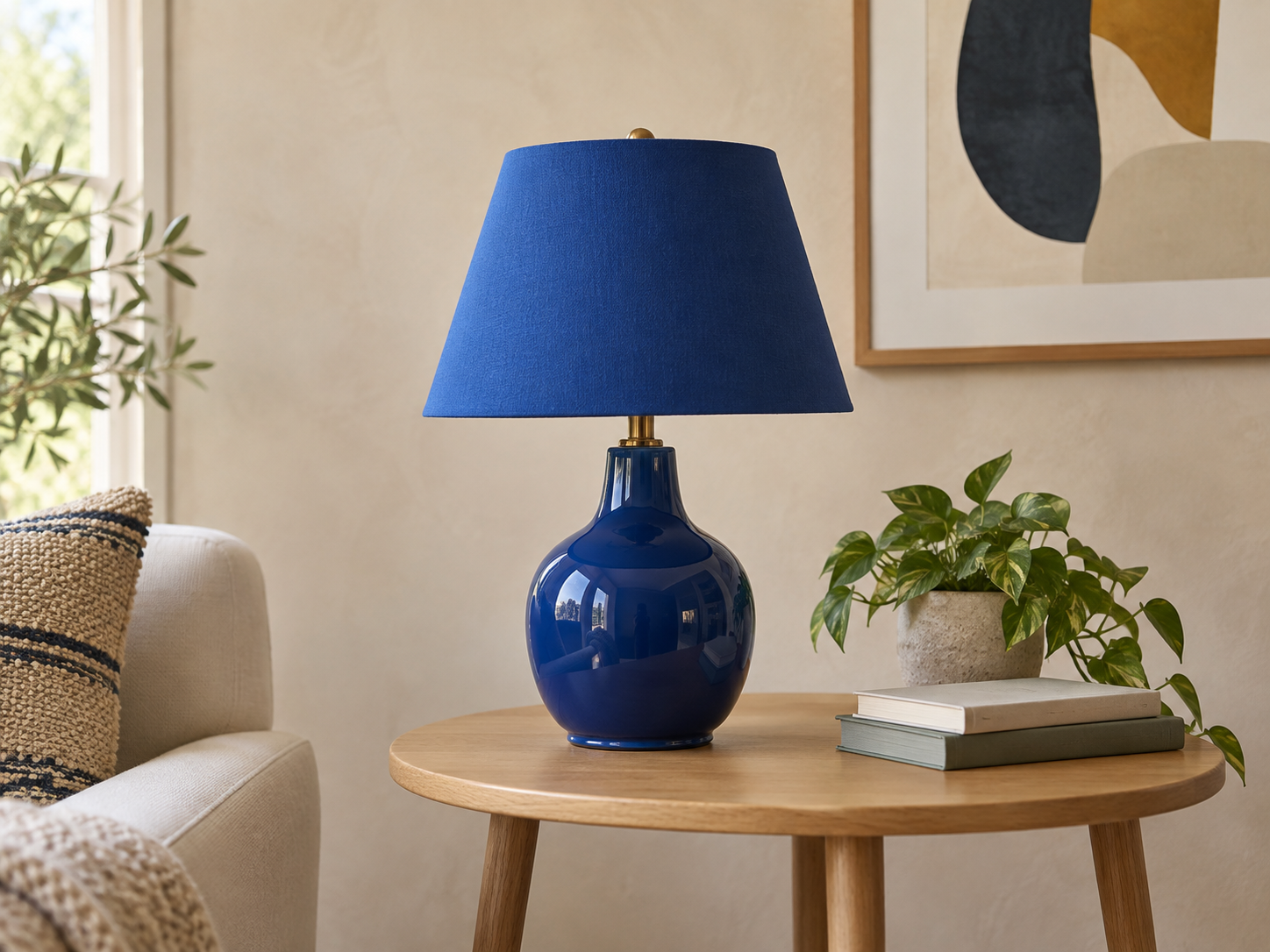 Original image of a blue lamp in a room